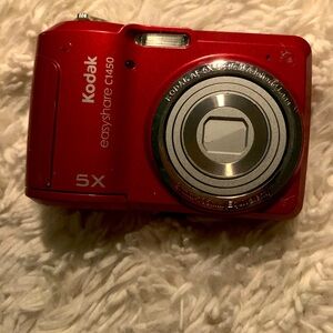 Red Kodak easyshare c1450 camera *READ DESCRIPTION*
